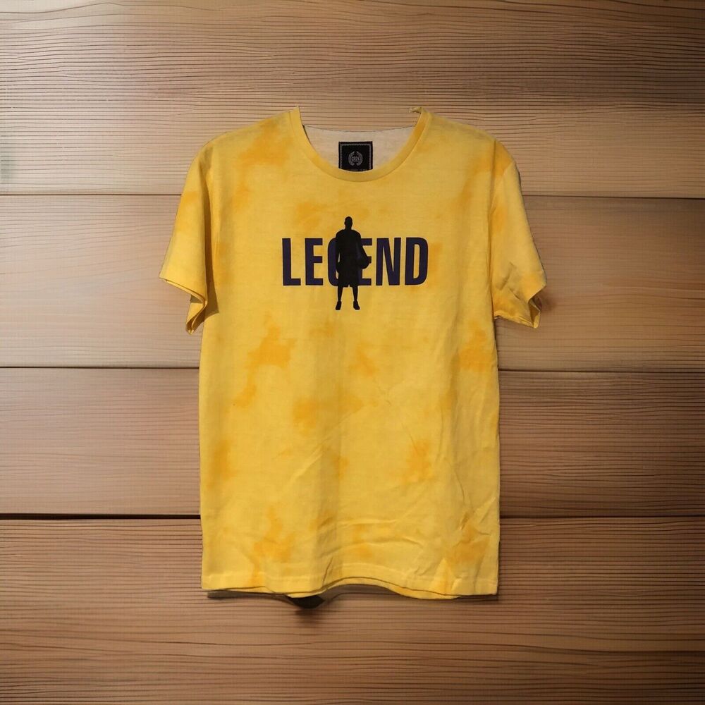 Kobe Bryant LEGEND Medium Shirt Lakers Mamba Yellow T-Shirt Men's Basketball Tee